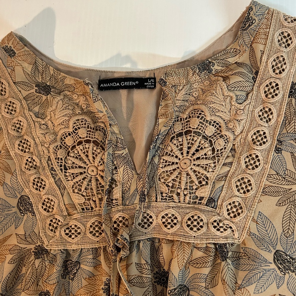 Women’s Large Popover Blouse - Picture 3 of 11